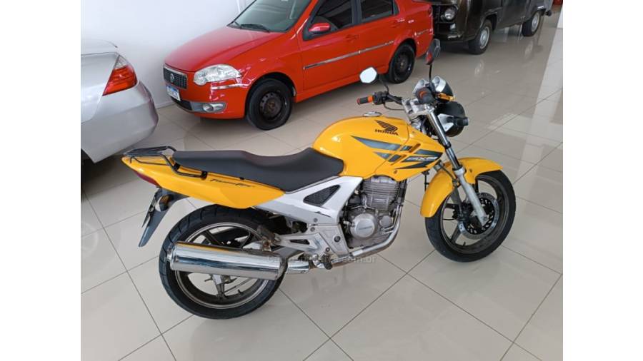 HONDA - CBX 250 TWISTER - 2006/2007 - Amarela - Sob Consulta