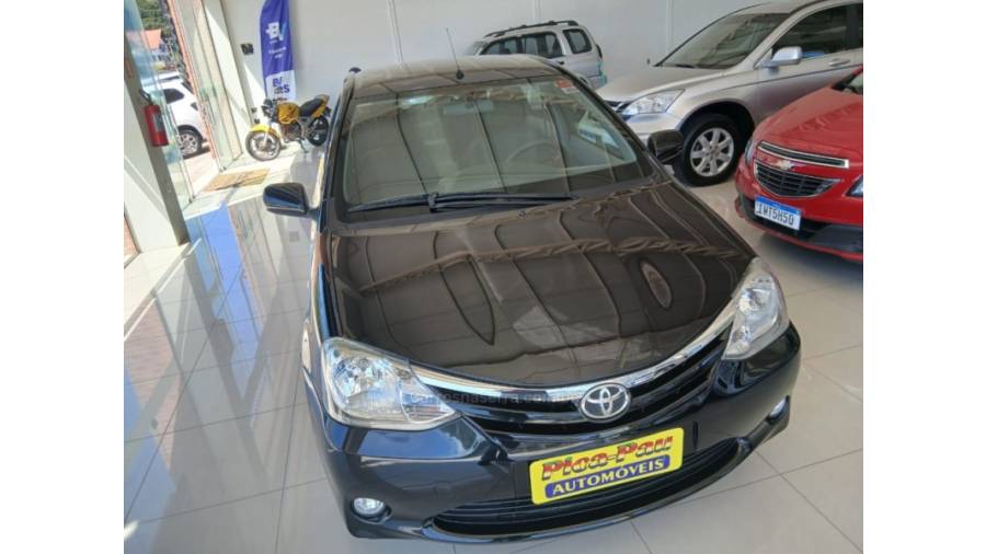 TOYOTA - ETIOS - 2013/2013 - Preta - Sob Consulta