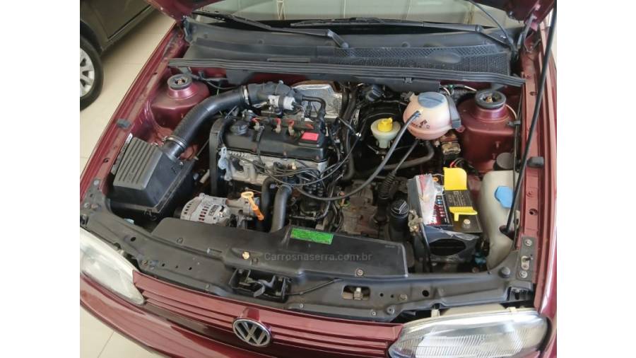 VOLKSWAGEN - GOLF - 1998/1998 - Vermelha - R$ 38.900,00