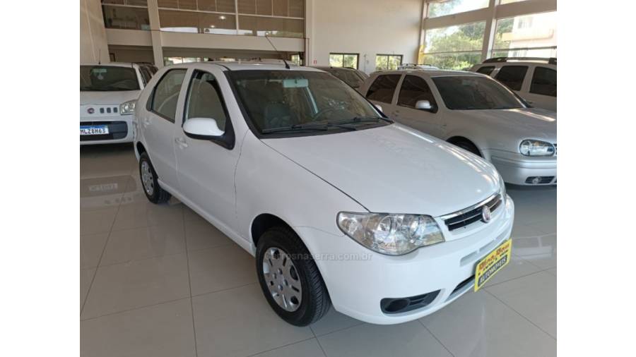 FIAT - PALIO - 2014/2015 - Branca - Sob Consulta