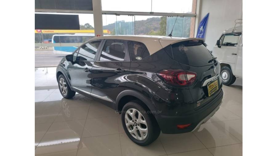 RENAULT - CAPTUR - 2018/2019 - Preta - Sob Consulta