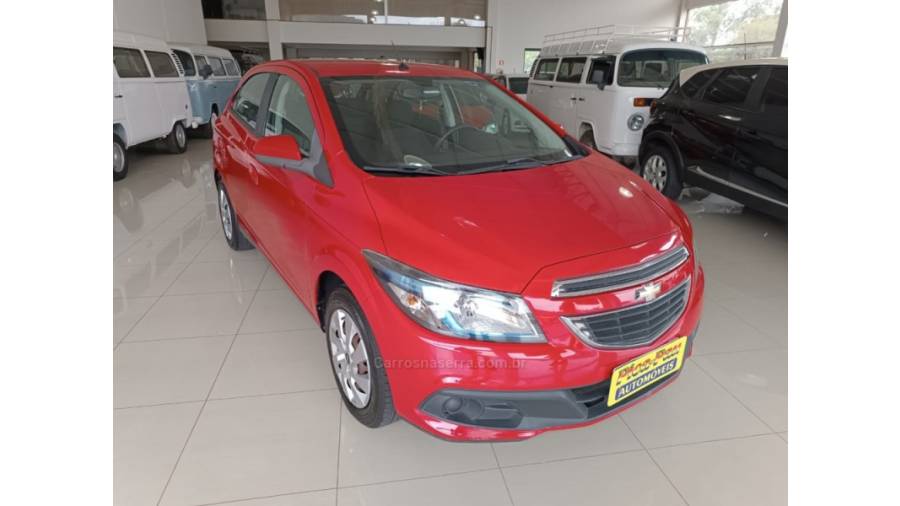 CHEVROLET - ONIX - 2015/2015 - Vermelha - Sob Consulta