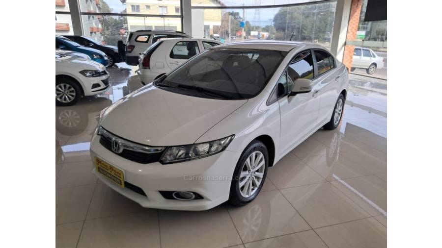 HONDA - CIVIC - 2013/2014 - Branca - Sob Consulta