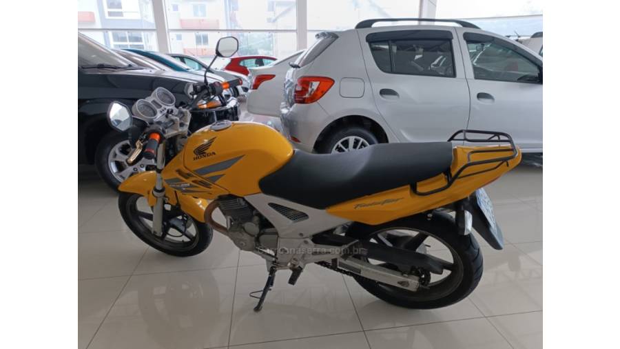 HONDA - CBX 250 TWISTER - 2006/2007 - Amarela - Sob Consulta