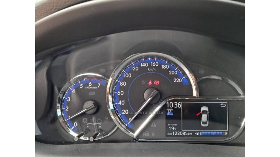 TOYOTA - YARIS - 2019/2020 - Prata - Sob Consulta
