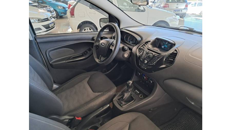 FORD - KA - 2017/2018 - Prata - Sob Consulta