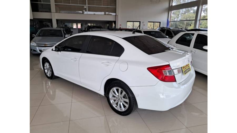 HONDA - CIVIC - 2013/2014 - Branca - Sob Consulta