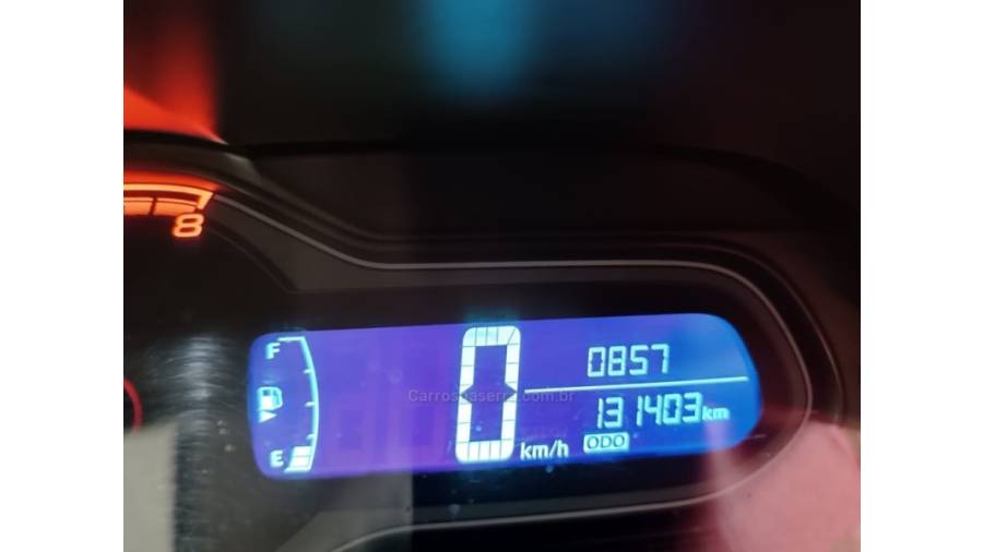 CHEVROLET - ONIX - 2015/2015 - Vermelha - Sob Consulta