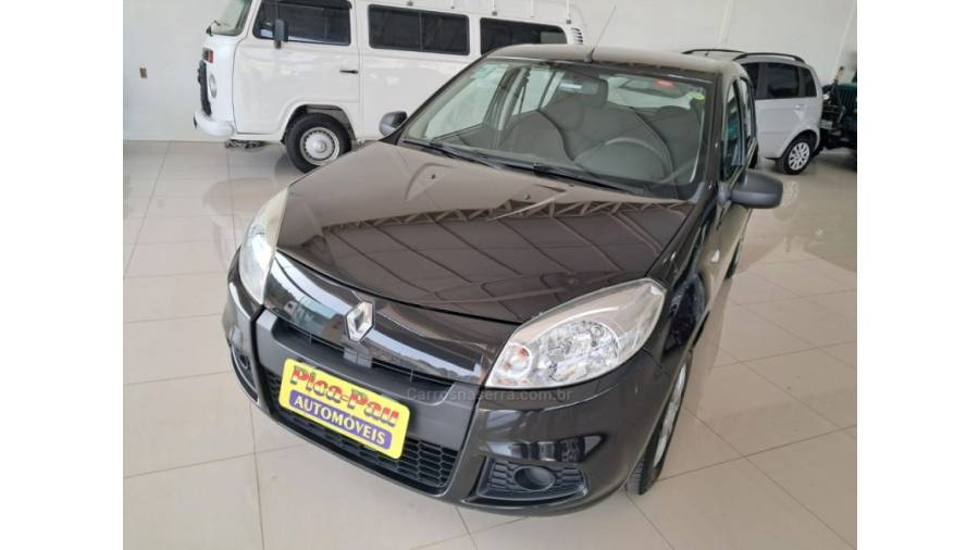 RENAULT - SANDERO - 2013/2013 - Preta - Sob Consulta