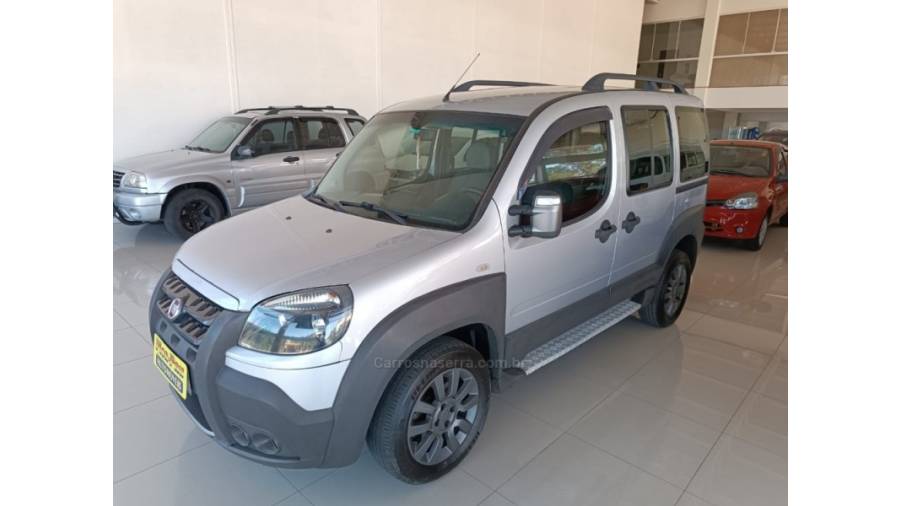 FIAT - DOBLÓ - 2018/2018 - Prata - Sob Consulta