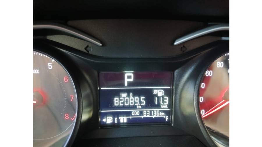 CHEVROLET - ONIX - 2022/2023 - Prata - Sob Consulta