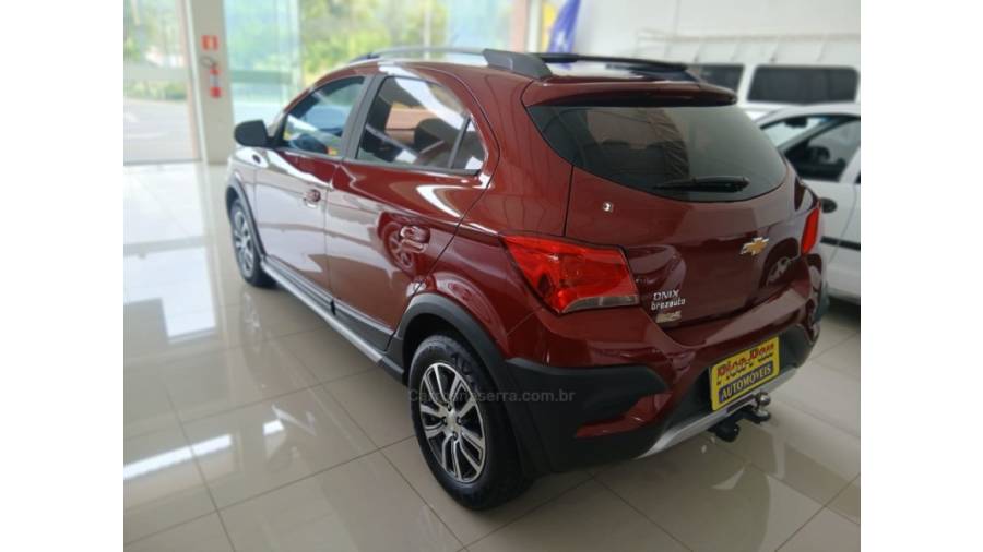 CHEVROLET - ONIX - 2018/2018 - Vermelha - Sob Consulta