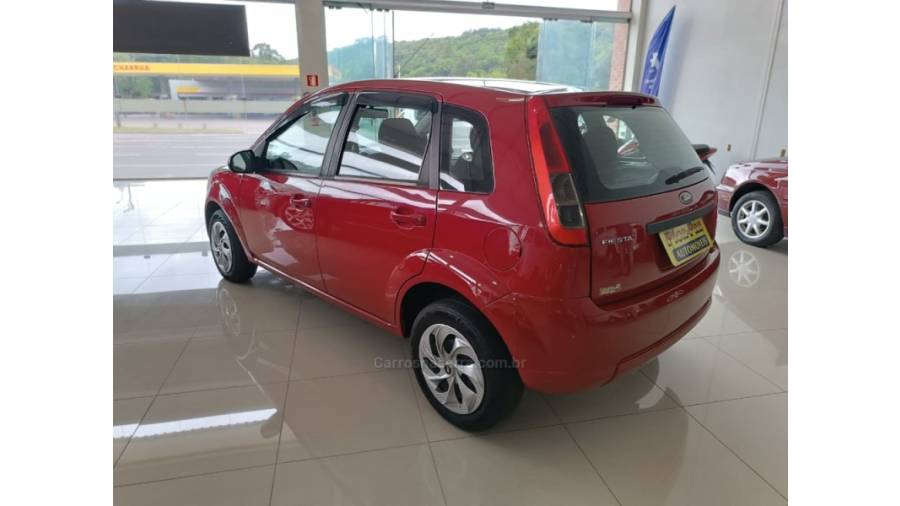FORD - FIESTA - 2010/2011 - Vermelha - Sob Consulta