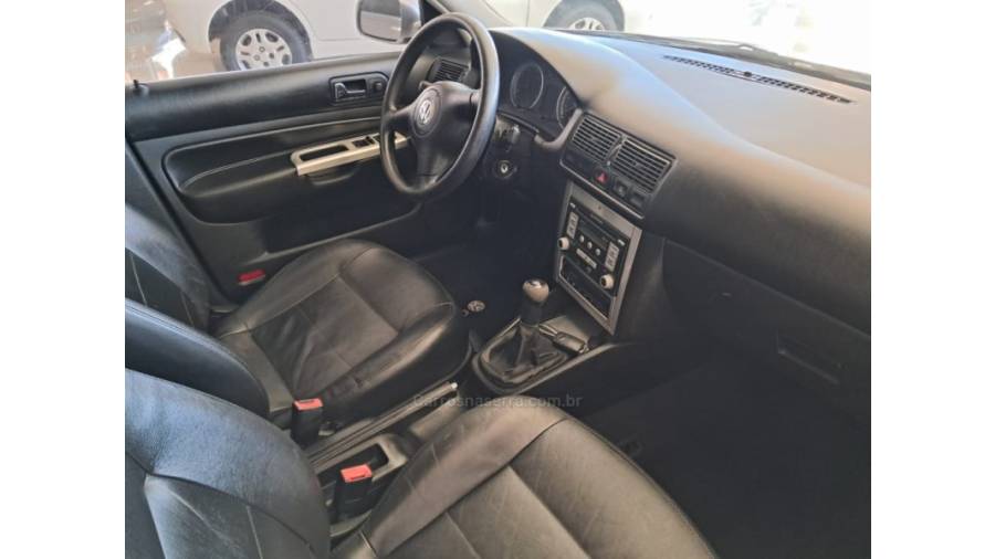 VOLKSWAGEN - GOLF - 2006/2007 - Prata - Sob Consulta