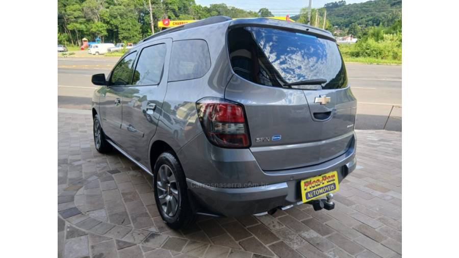 CHEVROLET - SPIN - 2017/2018 - Cinza - Sob Consulta