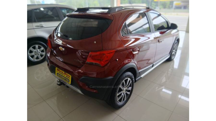 CHEVROLET - ONIX - 2018/2018 - Vermelha - Sob Consulta